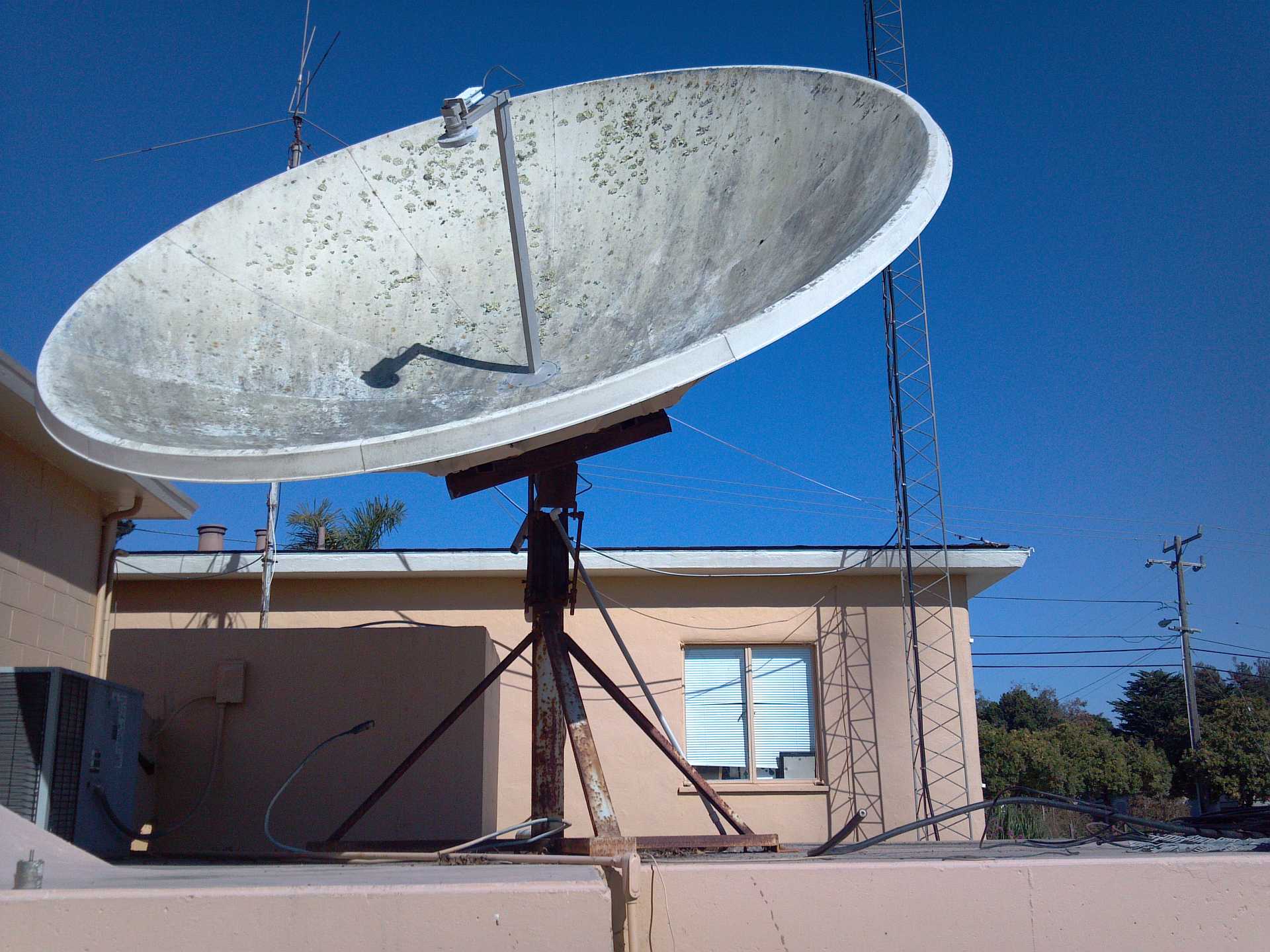 5-meter-dish-front