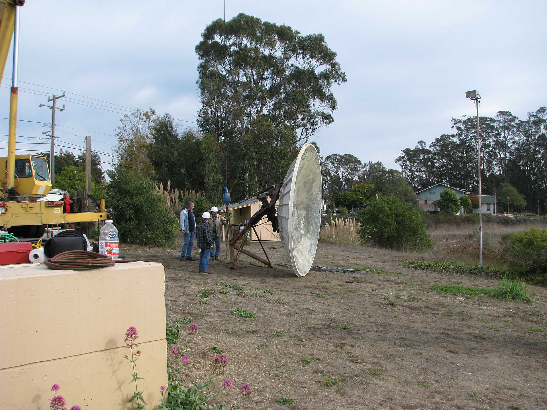 5-meter-dish-move-04